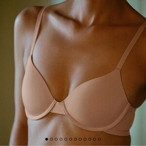 Elegant Underwire Bra in Nude